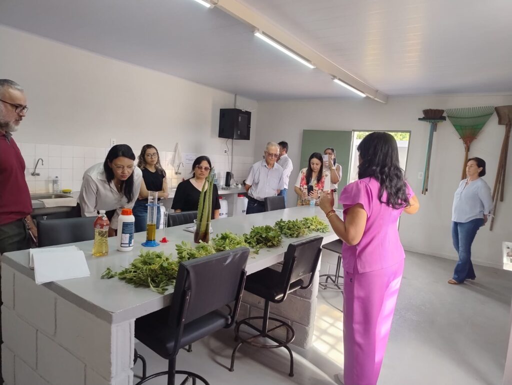 Secretaria de saúde visita Epamig